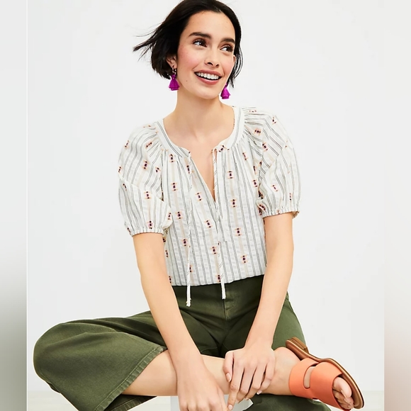 Loft Clip Tie Neck Puff Sleeve Top, Women's Size XSP - Picture 1 of 7